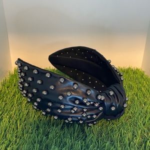 Wide headband faux leather with studs